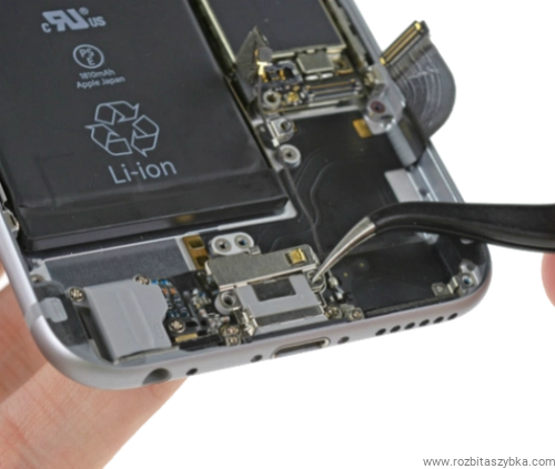 iphone gniazdo clear.png